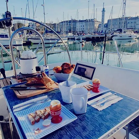 Coriandre 2 - Sur Un Grand Voilier 9 Personnes By Nuits Au Port *